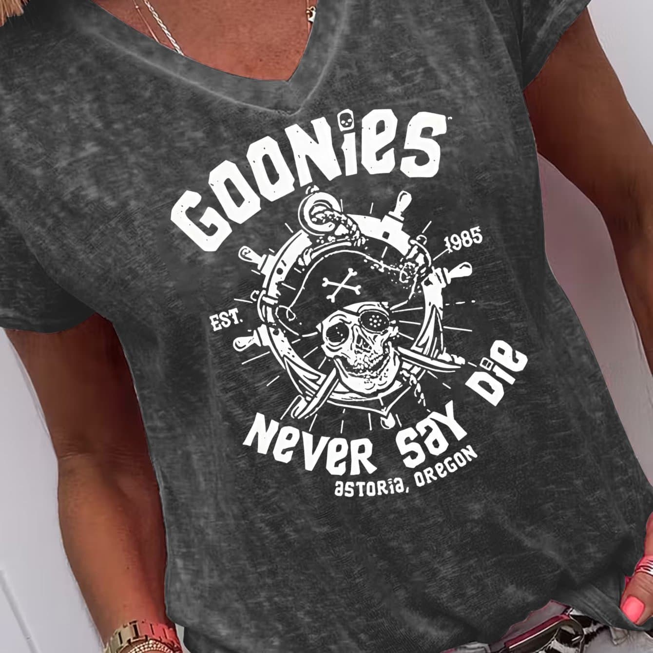 TEMU Casual Vintage Goonies Skull Print Tshirt, Perfect For Home, Going Out Or As A Gift, For Christmas, Valentine's Day, And More, Short Sleeve Graphic Tee