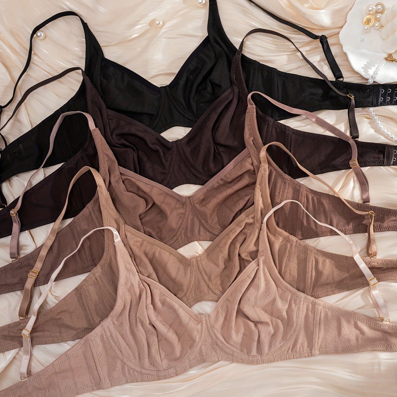 TEMU 5pcs Set Of Women' Thin Cup Underwire Comfortable Underwear