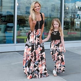 Maman et moi Ensembles de famille Usine Plein Air Imprimer Noir Blanche Rose Claire Sans Manches Maxi Robe Débardeur Vacances Tenues assorties