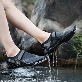 Men's Women's Black Barefoot Water Shoes with Non-Slip Sole for Beach, Swimming, and Outdoor Activities