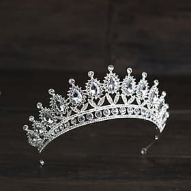 Crystal Queen Crowns and Tiaras with Comb Headband for Women and Girls Princess Crowns Hair Accessories for Wedding Birthday Halloween Costume Cosplay
