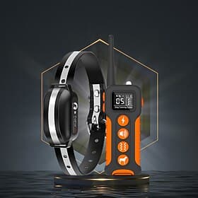 Dog training collar LCD screen display three training modes beeping vibration electric shock with strong torch IP67 waterproof suitable for medium and large do