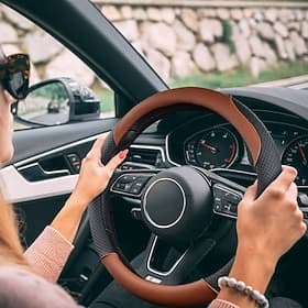 1 PCS Microfiber Breathable Ice Silk Car Steering Wheel Cover Easy to Install Universal Fit For 15~151/2