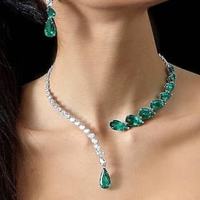 Emerald and Crystal Drop Necklace – Elegant Statement Jewelry for Weddings and Formal Events