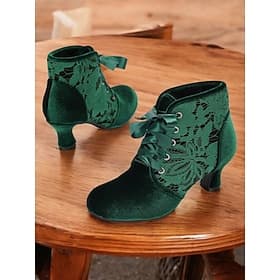 stivaletti da donna in velluto verde vittoriano di ispirazione vintage con pannelli in pizzo  comodi ed eleganti per cosplay e occasioni speciali