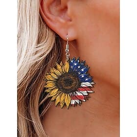 United States 250th Anniversary Women's American Flag Sunflower Wooden Dangle Earrings – Patriotic Boho Style Lightweight Statement Jewelry for 4th of July, Me