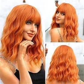 Short Wavy Wig with Bangs for Women Shoulder Length Bob Curly Synthetic Wigs with Natural Wavy Black Mixed Wine Red Heat Resistant Wig for Daily Party Use