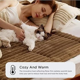 Bedsure Self Warming Cat Bed, Small Self Heating Dog Crate Pad, Thermal Extra Warm Puppy Mat Indoor  Outdoor, Non-Slip  Washable