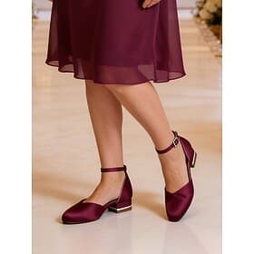 Burgunderrote Satin-Pumps mit Knöchelriemen und niedrigem Blockabsatz – elegante, minimalistische Schuhe für die Mutter der Braut, schicke City-Hochzeitsschuhe