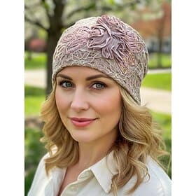 Boho-Spitzenhut für Damen, leichtes und atmungsaktives Polyester, mehrfarbig, 3D-Blumenverzierung, stilvolles Urlaubs- und Freizeitoutfit, perfekt für Reisen u
