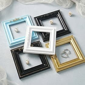 Square Display Frame Decorative Item with Three-dimensional Resin Pattern, DIY Decorative Piece, Ideal for Photography Props and Small House Decoration