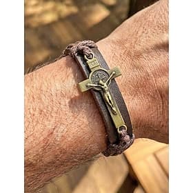 Men's Genuine Leather Alloy Cross Bracelet, Adjustable Black or Brown Wristband, Vintage Casual Jewelry for Daily Wear, Travel and Vacation Outfits