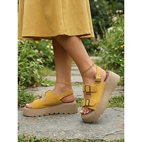 Sandales compensées jaunes pour femmes – sandales d'été décontractées à semelle épaisse et boucle réglable, idéales pour la marche et les voyages. vêtements de