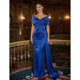 Fourreau Colonne Longueur au sol Robe de Soirée Tenue de soirée Élégant Style Célébrité Soyeux Sans manches Épaules Dénudées Mariage Formel Satin avec Plis Fro