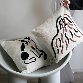 Housse de coussin décorative en polaire douce, motif chat dessiné à la main, style nordique, broderie 3D, idéale pour le canapé du salon, 45 x 45 cm.