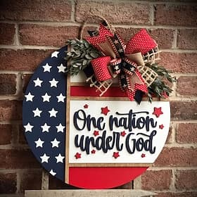 Décoration de porte patriotique «Une nation sous Dieu», panneau rond en bois de 30 cm avec drapeau américain, idéal pour le 4 juillet, le Memorial Day et la