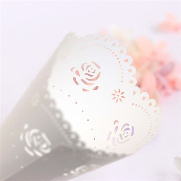Mini Paper Wedding Confetti Cone Tray DIY Hollowing Out Stand Confetti Cones Holder Party Decoration yq00634