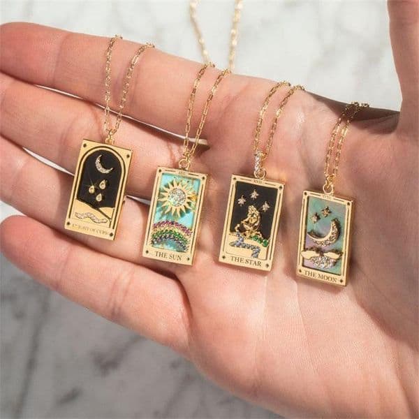 Pendant Necklaces Vintage Sun Moon Star Tarot Necklace For Women Gold Stainless Steel Zircon Enamel Cards Mystic Jewelry Gifts