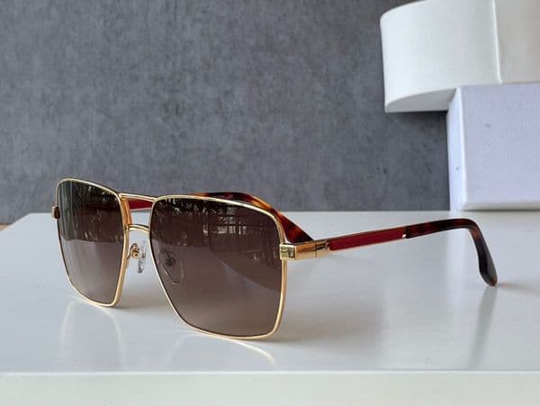 Summer Sunglasses For Women Men 50WS Style Anti Ultraviolet Retro Plate Metal Square Frame Eyeglasses Random Box