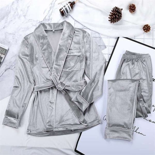 HECHAN Gray Velvet Pajamas Warm Long Sleeve Home Suit For Women Two Piece Set Thick Sleepwear Set Night Suit Sets Autumn Female 210928