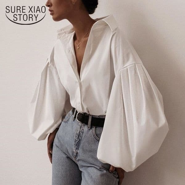 2021 Casual Vintage Sexy Button White Blouse Women Lantern Sleeve Plus Size Loose Women Shirt Cotton Office Ladies Tops Blusas 210317