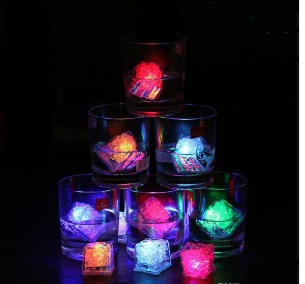 2021 Creations Light Up Ice Cubes For Drinks. Each Glow In The Dark Ice Cubes With 7 Color Modes. Multiple Events LED Ice Cubes For Drinks