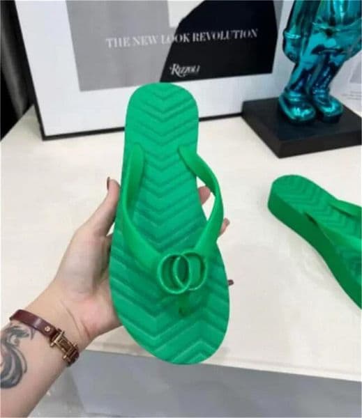 2022 fashion designer ladies flip flops simple youth slippers moccasin shoes suitable for spring summer and autumn hotels beaches other gg gucciis guccis L0EC