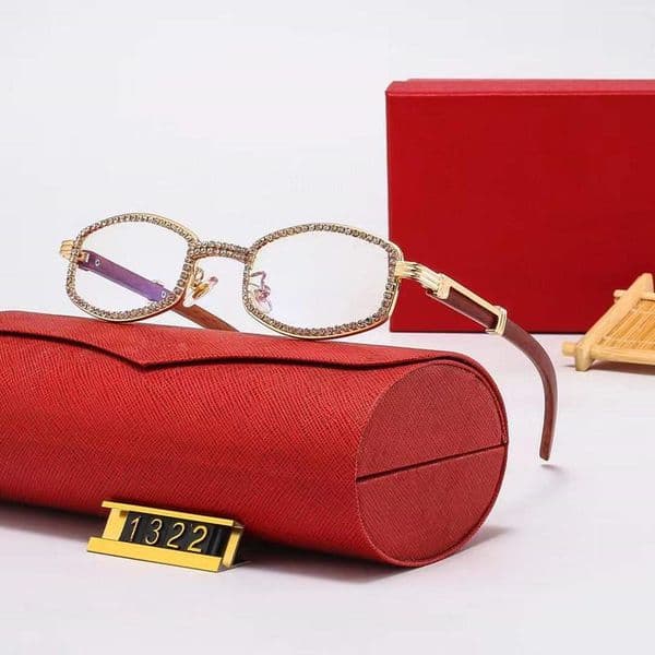 Fashion carti luxury Cool sunglasses Designer Classic fashion frames woman mens drill Framed myopia gradient tea lens deep shades essential business leisure