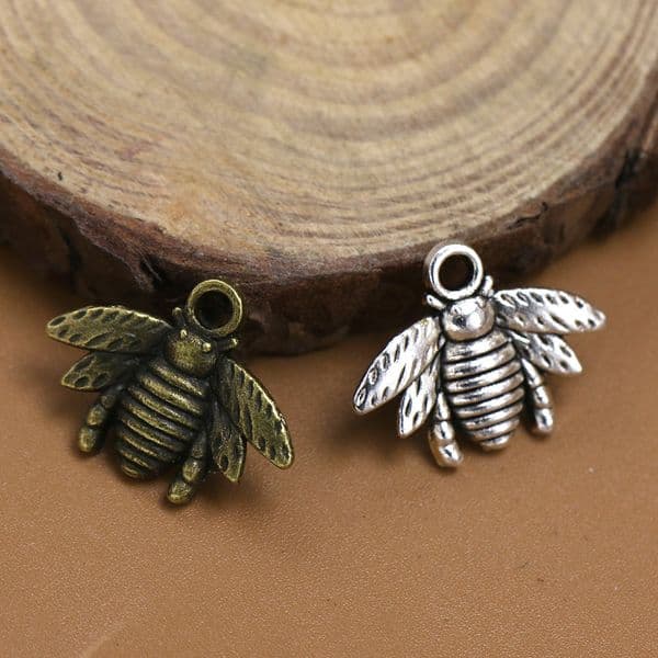 16 21mm mini bee small pendant necklace pendant bracelet pendant jewelry charms two color options hot handmade
