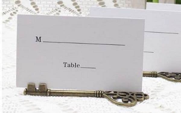 Wedding Favors Antique Bronze Skeleton Key Place Card Holder with Matching Place Card Wedding Decoration W9961