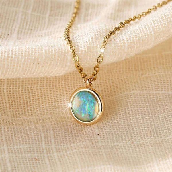 Luxury Female Green Blue White Opal Round Stone Pendant Necklaces Vintage Gold Color Chain Wedding Jewelry For Women