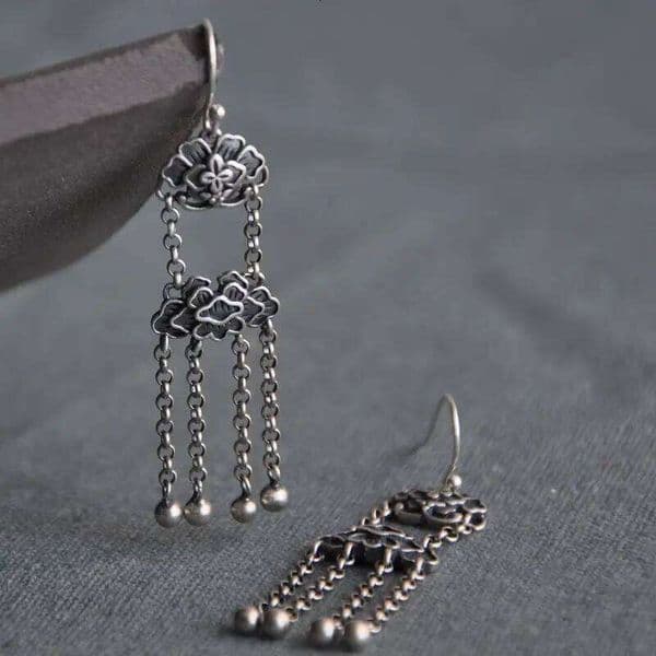Vintage Thai silver tassel flower design drop earrings for women Chinese unique art ethnic style ladies jewelry