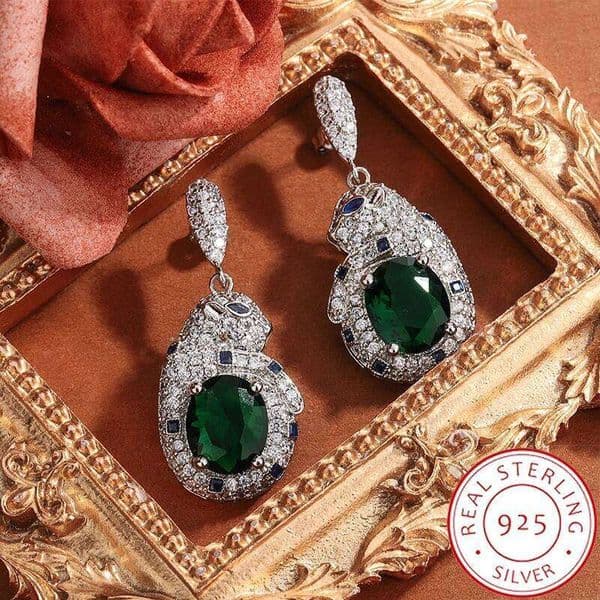 Creative 925 Silver-plated for Women - Fashionable Leopard-shaped Pendant Earrings Shiny Green Jewelry Anniversary Gift