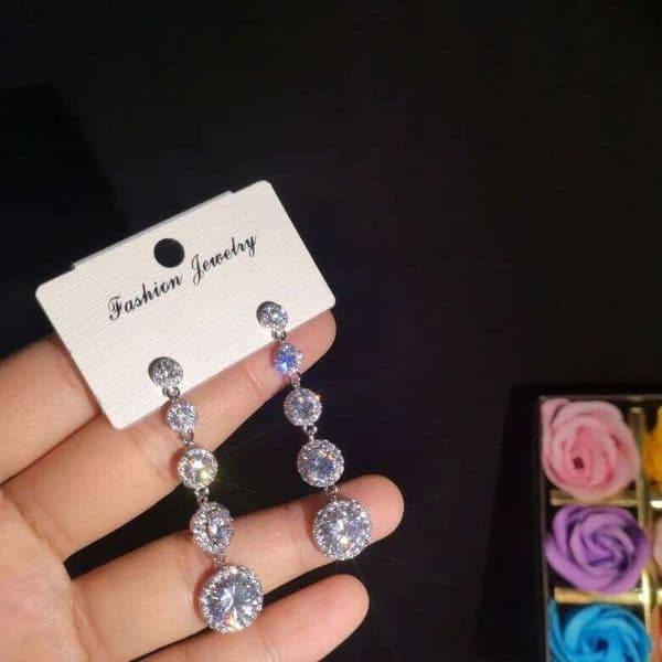 2024 Ladies Luxury Long Tassel Fashion Water Drop Beads Zircon Earrings 925 Silver Jewelry Wedding Accessories