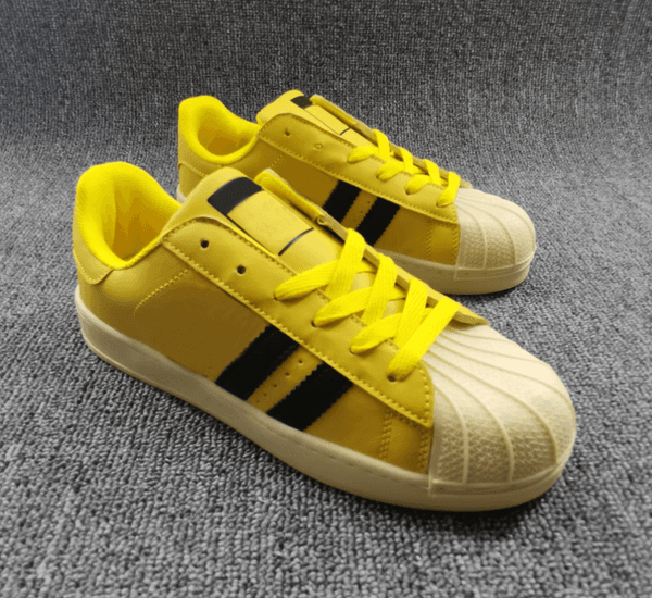 Superstar Adv Men and Women Skateboarding Shoes Wear-resistant Low-top Skateboarding Shoes Black and White