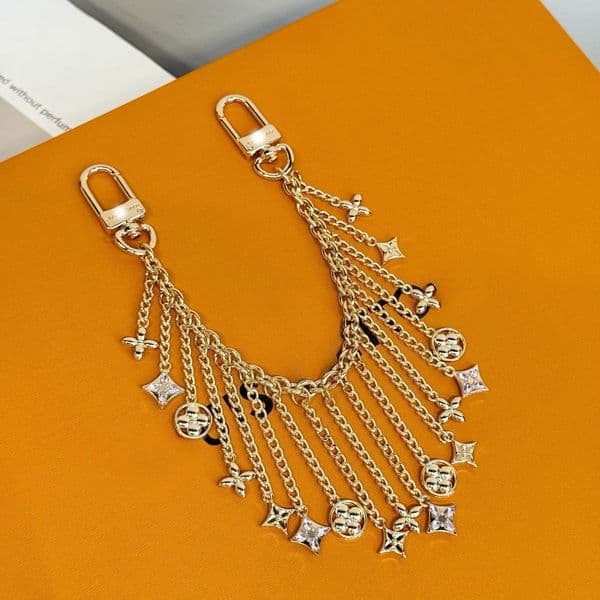Full diamond tassel pendant keychain designer keychain unisex bag Charm car key holders for men and women Charm Bag Auto Accessory perfect Christmas gift