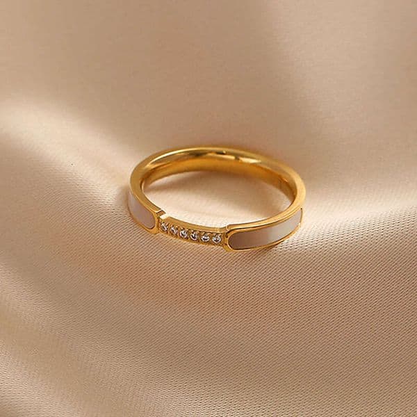 Ring Shell Inlaid zircon Titanium Steel for Women White Mother of Pearl Niche Luxury Trendy Versatile Index Finger Non Fading Rings