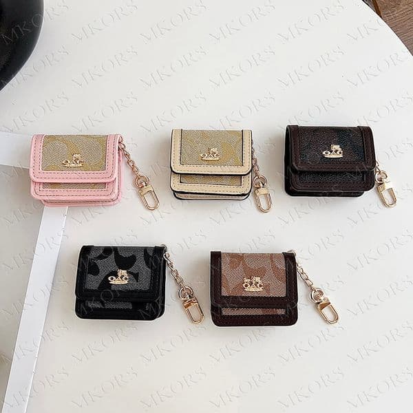 Luxury Unisex Earphone Package Bag Universal for Airpods 1 2 3 4 Pro Pro2 Pro3 Leather Storage Mini Purse Bluetooth Earbuds Charging House Designer Protector Cover