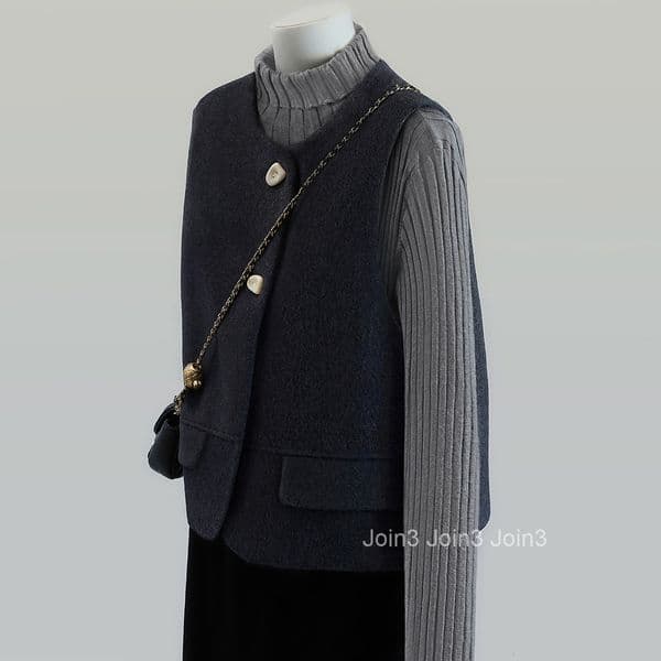 Autumn Winter New Womens Round Neck Woolen Vest with Color-Block Buttons Layered Commuting Sleeveless Top