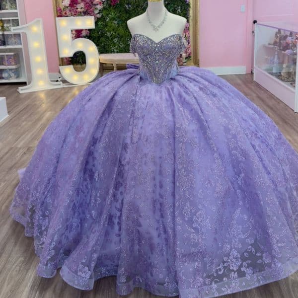 Lavender Shiny Princess Sweet 16 Dress Quinceanera Dresses Sequin Applique Lace Beading Crystal Bow Tull Party Birthday Vestidos 15 De Anos