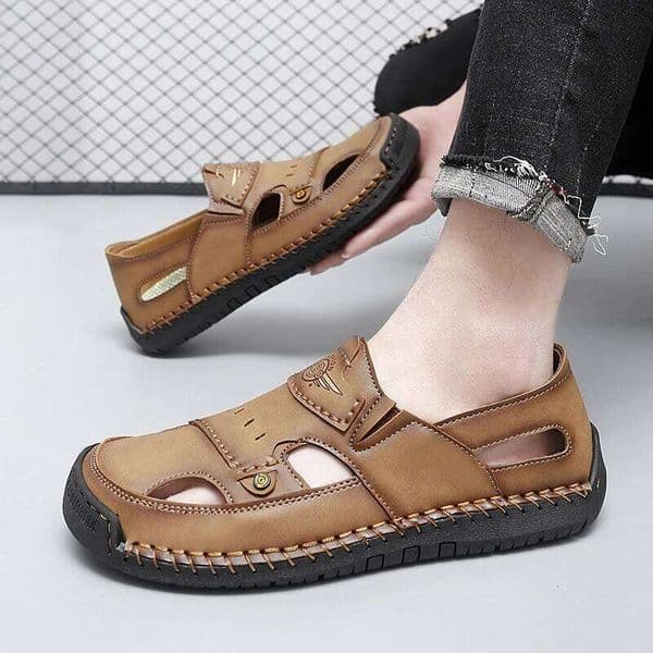 2026 New Arrival Men's Summer Hollow-Out Sandals - Hand-Sewn Closed-Toe Large Size Breathable Casual Outdoor Beach Shoes