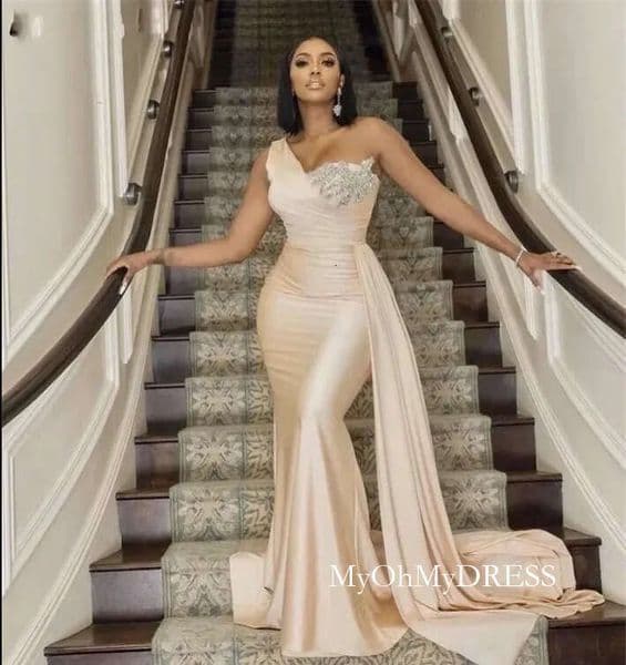 Elegant Champagne Bridesmaid Dresses One Shoulder Mermaid Appliques Beads Wedding Guest Maid Of Honor Gowns Evening Prom Dress For Women Occasion Formal B0303