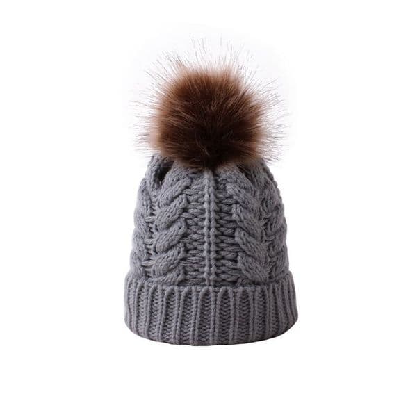 Girls lovely Solid Color Autumn Winter Knit Beanie Hat Fur Pompoms Hats Fashion Woman Warm Cap Comfortable Outdoor Ski Hairball Skullies Casual Caps JY0645