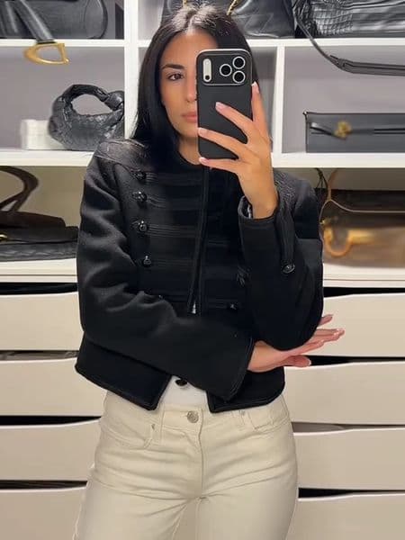 Chic Golden Toggle Button Cropped Jacket Padded Shoulder Long Sleeve 2025 Autumn Office Women Coat Retro Elegant Lady Outerwear