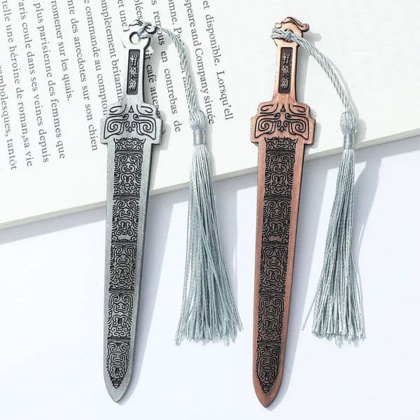 Bview Art Elegant Vintage Chinese Aesthetic Metal Bookmark Enchanting Xuanyuan Sword Design for Book Decor Enthusiasts