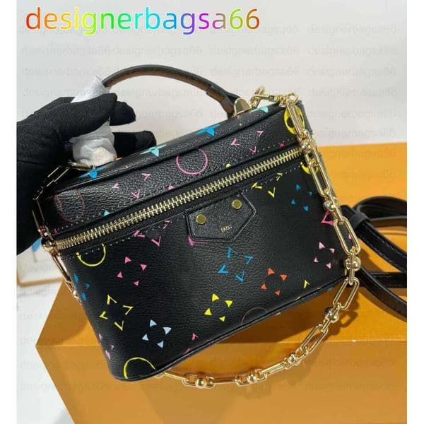 2026 Designer bag Metallic Silver Vanity Box Lady Cosmetic Bags Fashion Nice Makeup Bag Women Designers Toiletry Travel Pouch Ladies Purses High Quality Handbags