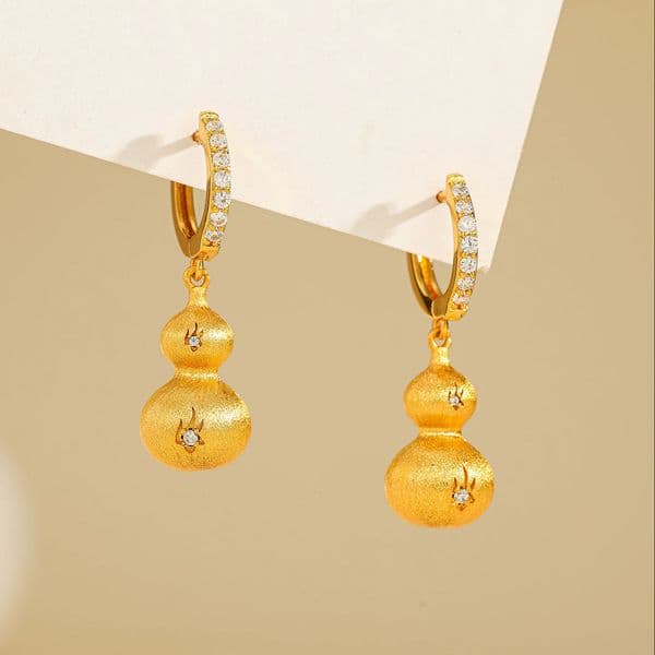 Earrings Jewelry Pointed Diamond Earrings Brushed Gourd For Women, Light Luxury Niche Design , High-End Versatile Fashionable Elegant Earrings