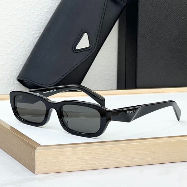 Designer Squear Sunglasses Outdoor Shades Fashion Classic Lady Small Rectangular Sun glasses for Women mens Luxury Eyewear Optional signature with box