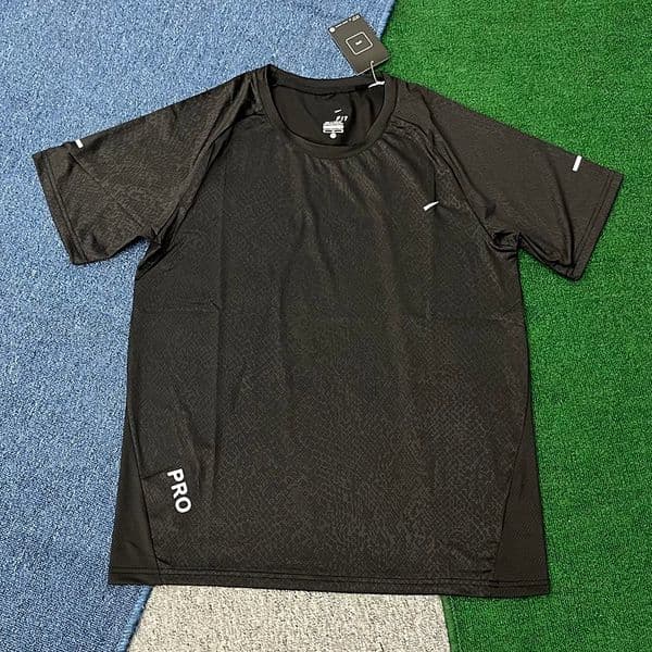 New men designer t-shirt casual gym Short-sleeved tees Ice silk high-elastic Breathable Quick-Dry Moisture-Wicking Tshirts Training running tee shirts j2358****