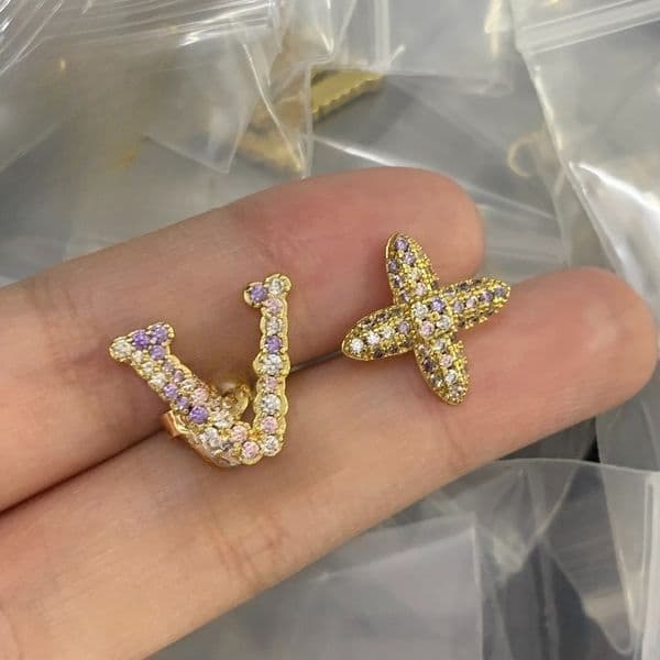 Designer Earrings Elegant Brand Letter Clover Crystal Flower Charm Earrings Gold Silver Plated Ear Stud Earring For Women Men Party Fashion Jewelry Birthday Gift